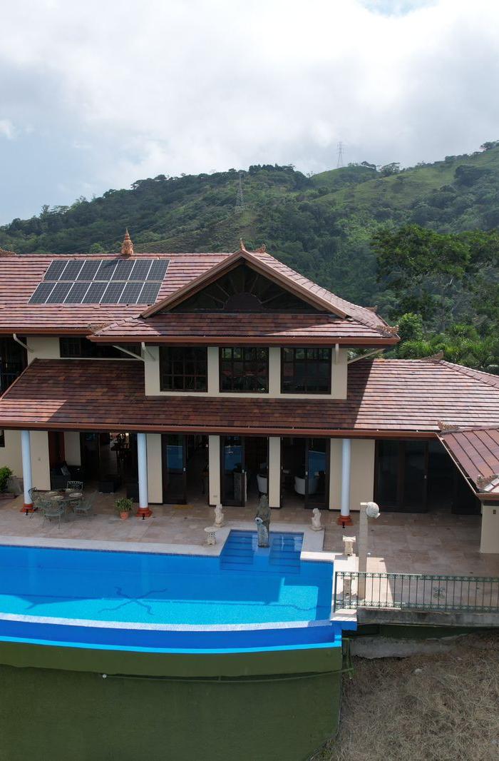 The Vista Reserve Estate: Luxury Mountain Retreat with Infinity Pool in Atenas
