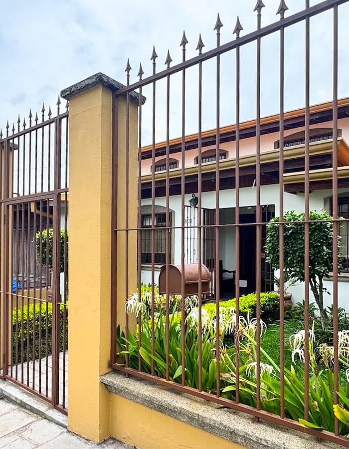 Two-Level House in Sierras de La Unión, Tres Ríos, Cartago